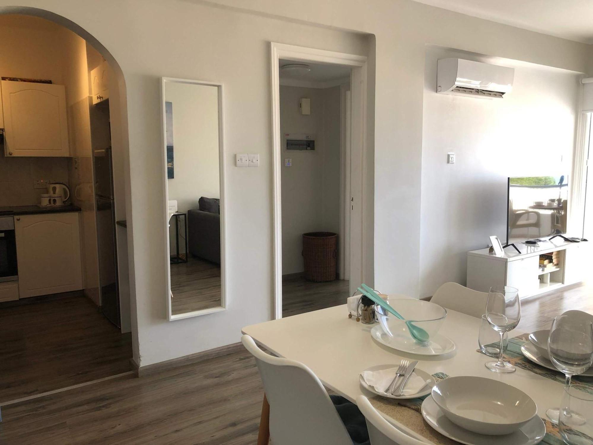Kings Palace - Modern And Stylish 1 Bedroom Apartment Пафос Экстерьер фото